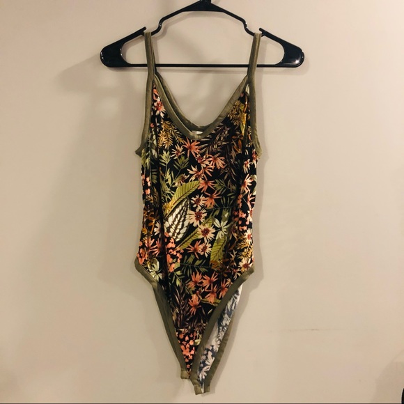 Tropical Bodysuit - Picture 2 of 7